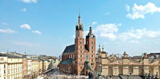 Jak wybrać wycieczkę objazdową po Polsce dopasowaną do swoich potrzeb
