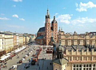 Jak wybrać wycieczkę objazdową po Polsce dopasowaną do swoich potrzeb? Jak wybrać wycieczkę objazdową po Polsce dopasowaną do swoich potrzeb